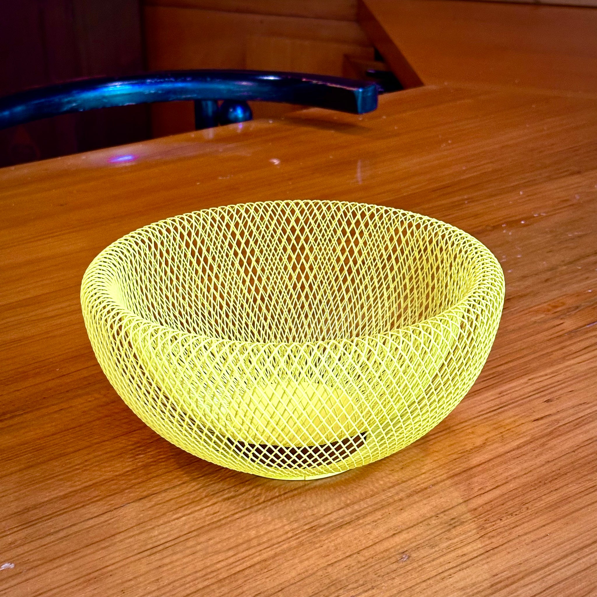 YELLOW Wire Mesh Bowl MoMA